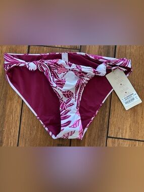 Cosita Linda beaded bikini bottom. NWT
